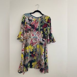 Floral Painted Mid Sleeve Ruffle Sleeve Silk Dress  back key hole detail NWOT